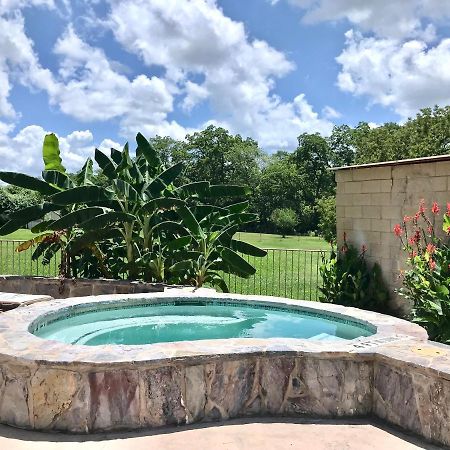 Waterwheel Retreat New Braunfels Exterior foto