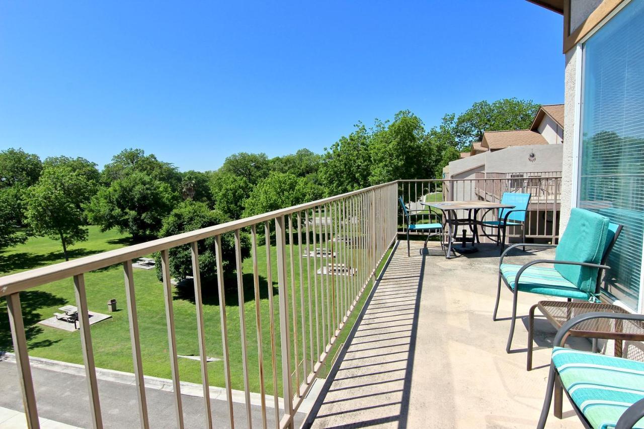 Waterwheel Retreat New Braunfels Exterior foto